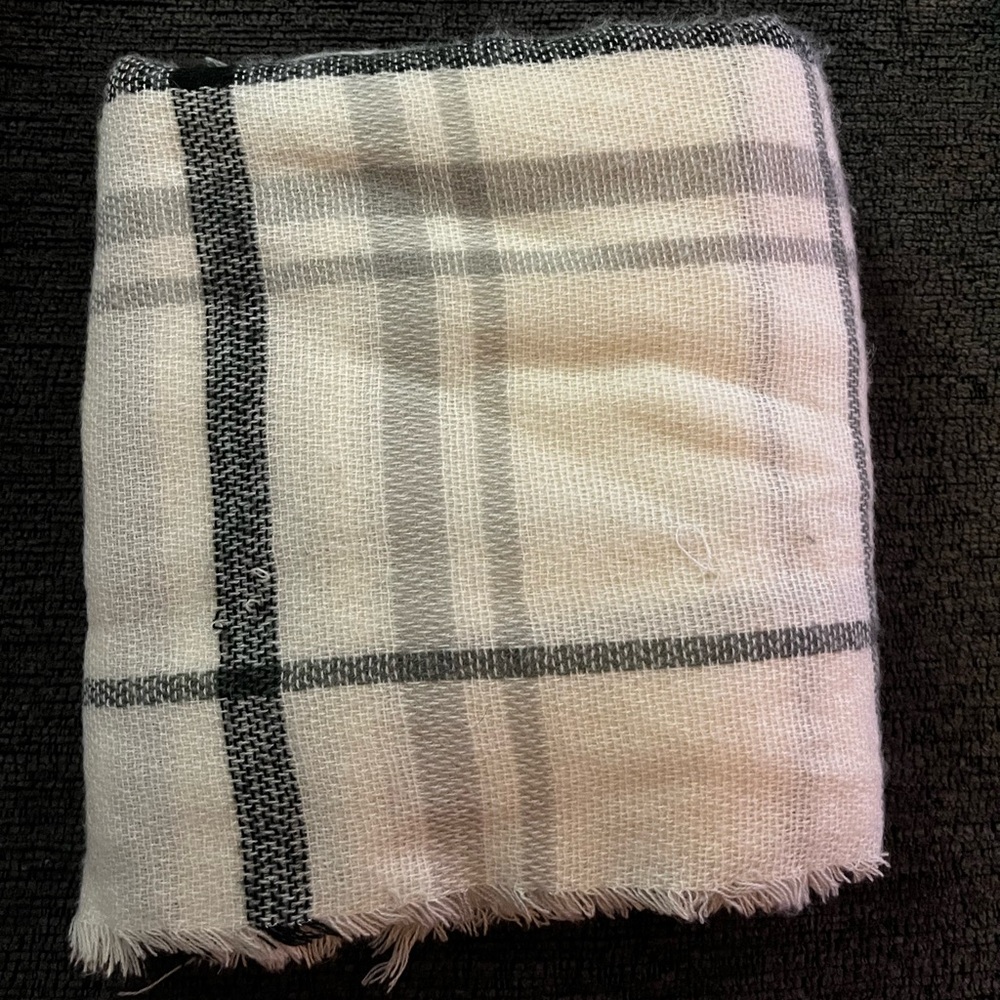 white plaid scarf